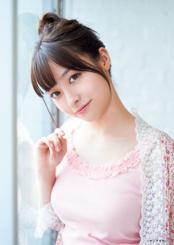 橋本環奈グラビア