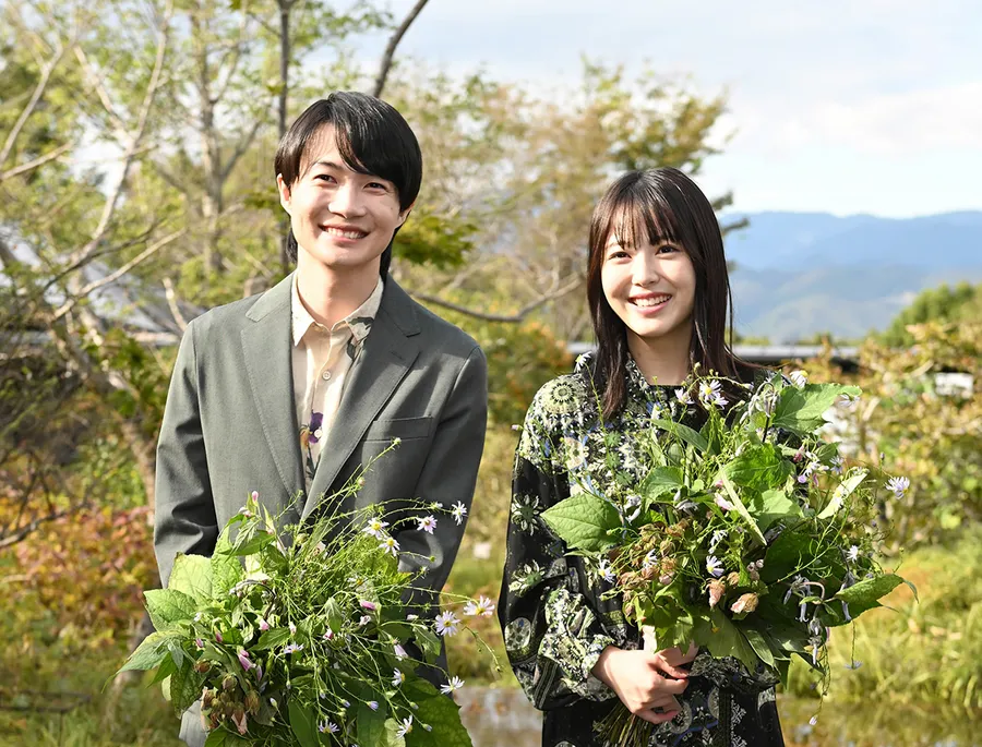 浜辺美波と神木隆之介