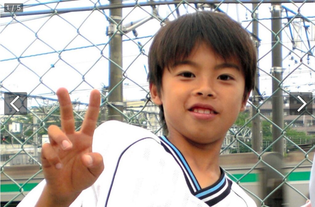 三笘薫に子供はいる？現在の家族構成と妻・剱持クリアとの生活を徹底解説