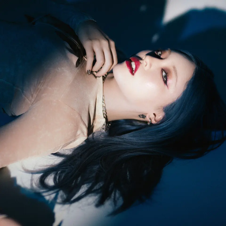 ちゃんみなの胸元・体型・スタイルの真相｜誹謗中傷を乗り越えた美学とは