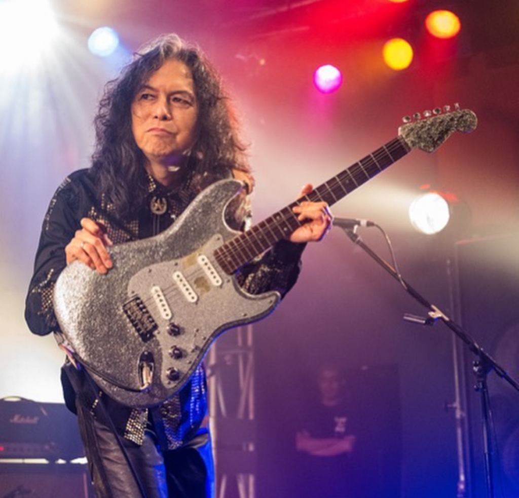 杉咲花の兄弟は？異母弟・青葉の存在と複雑な家族構成を整理