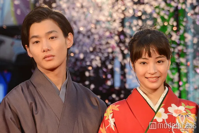 野村周平と広瀬すず