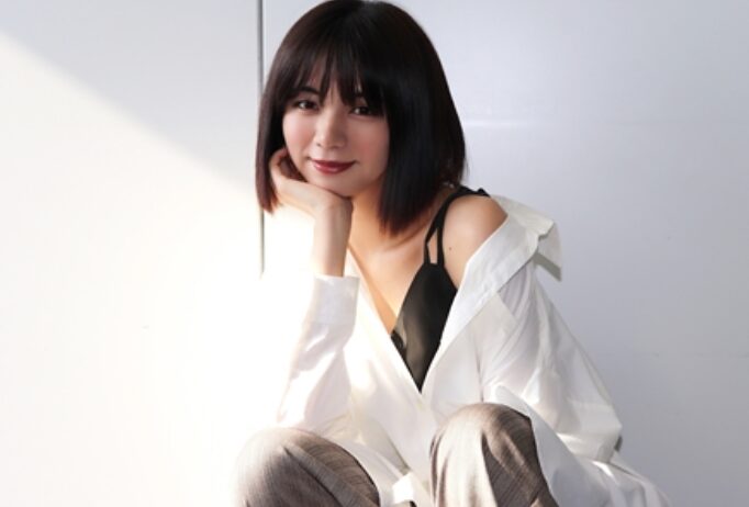 兄弟関係が育てたエライザさんの「負けず嫌い」な一面