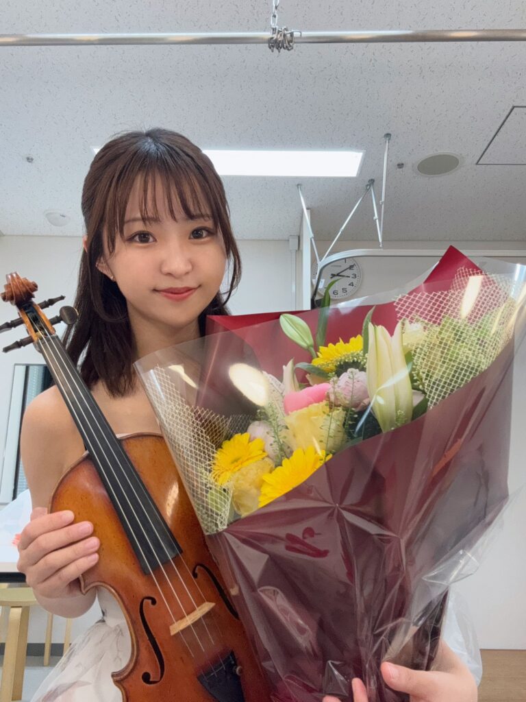 高松亜衣とは何者?美人ヴァイオリニストの経歴・学歴と小池祐貴との馴れ初め!