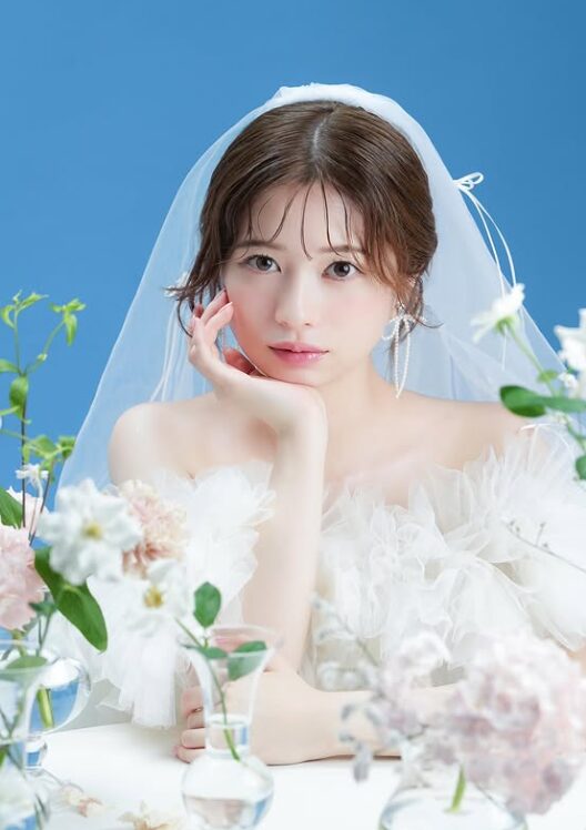 話題のウエディングドレス写真の真相──「結婚してください」の声が殺到した理由